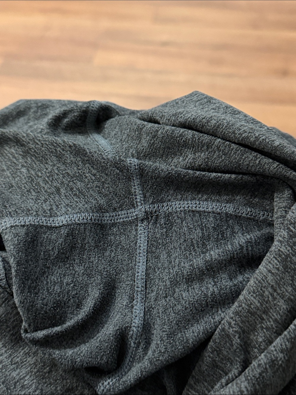 Vuori Size Small Performance Joggers Style VW303-L Heathered Dark Grey Comfy S - Picture 6 of 12